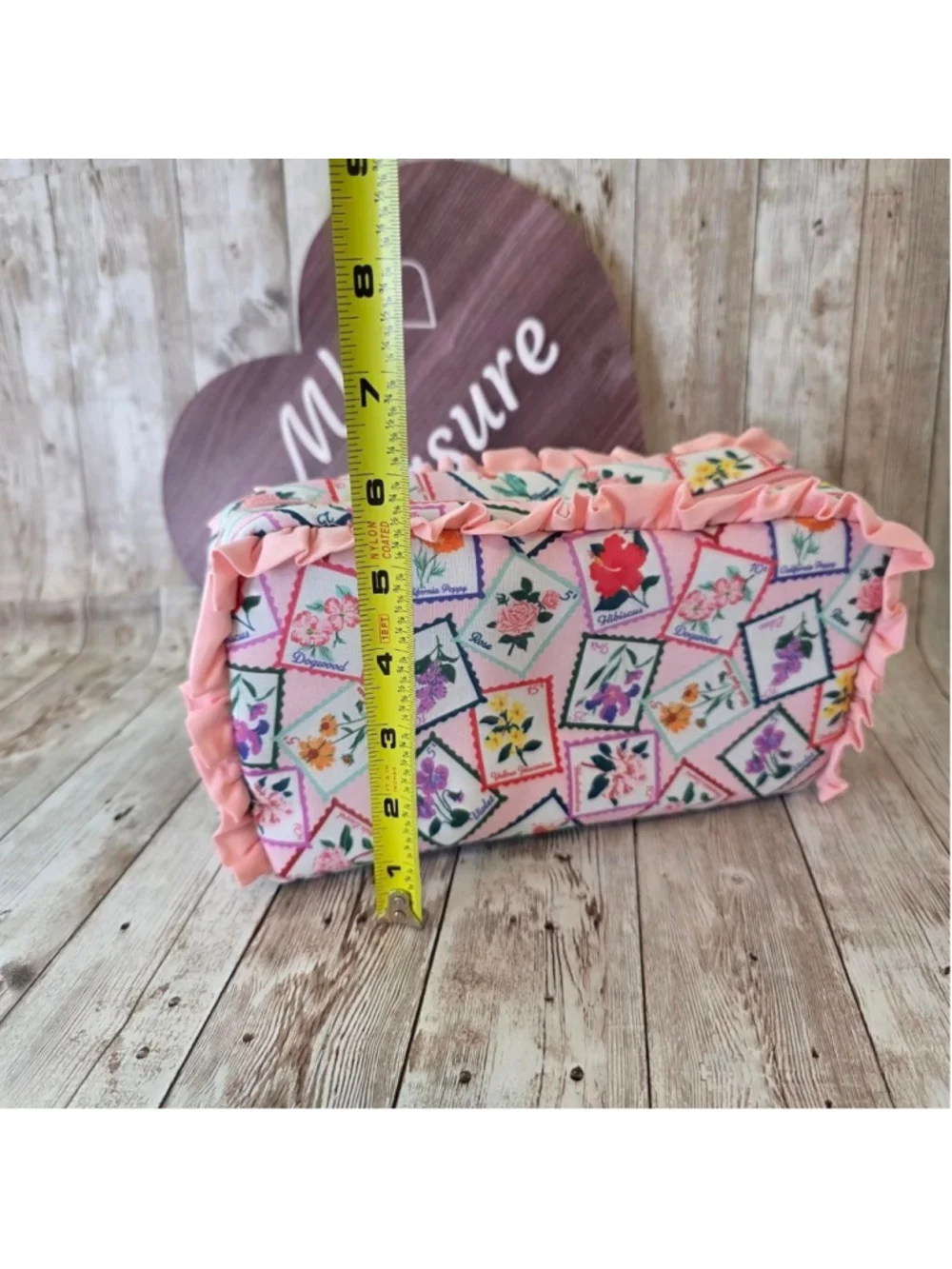 Women's Unbranded Pink Floral Stamp Cosmetic Bag NWOT